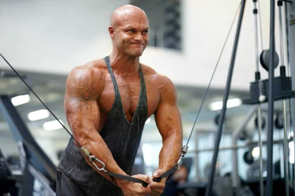 what causes delayed onset muscle soreness ?